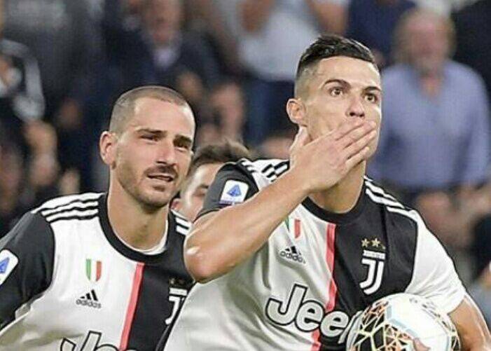  朗斯青春风暴席卷联赛，19岁新星创助攻纪录  