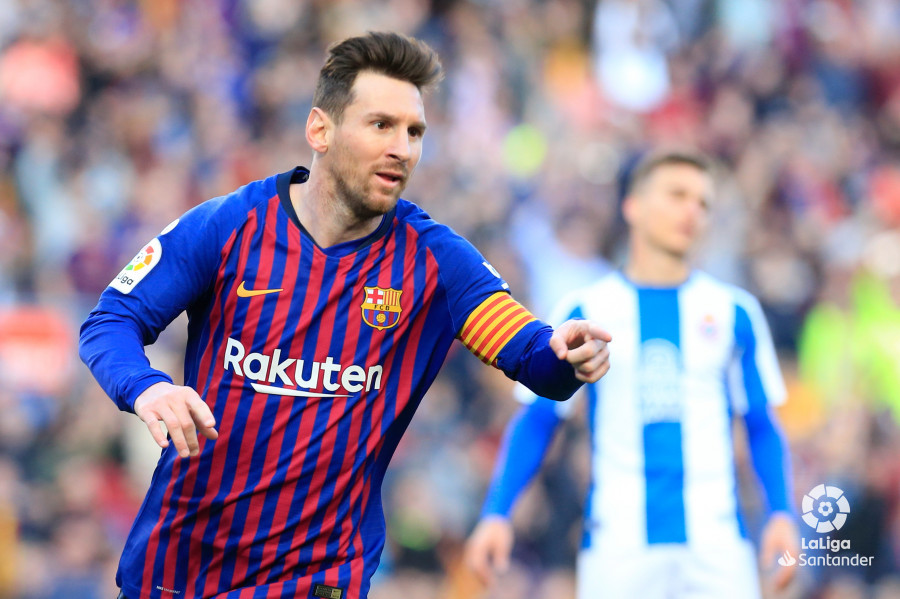  弗赖堡新星闪耀全场，梅开二度锁定胜局