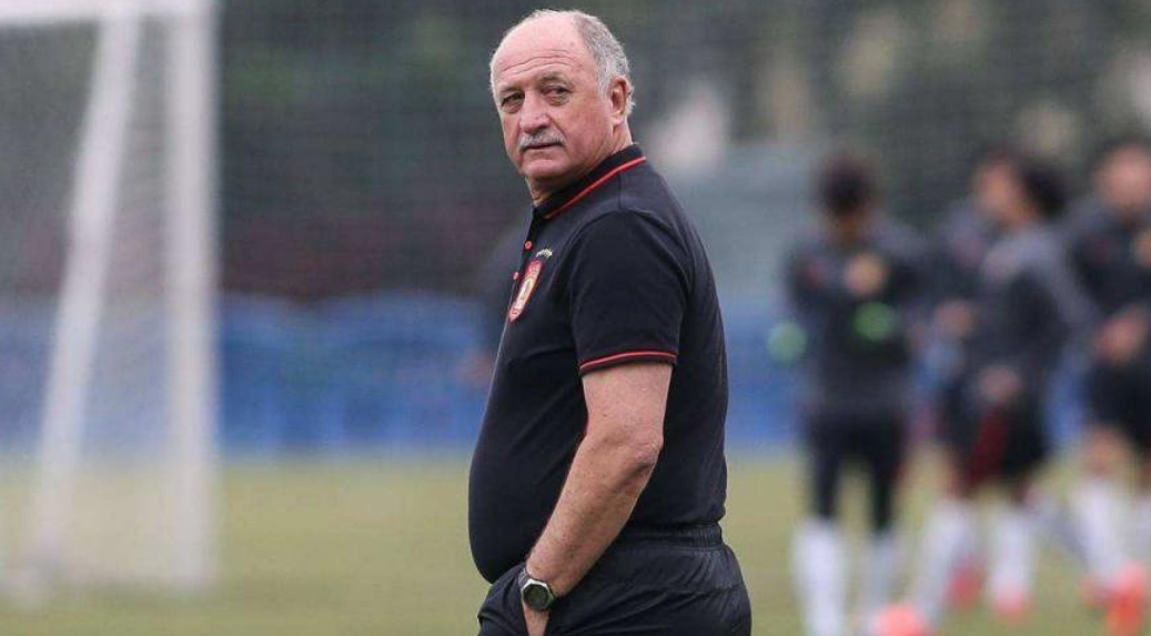  阿雅克肖换帅效果显著，新教练带队抢得宝贵积分  