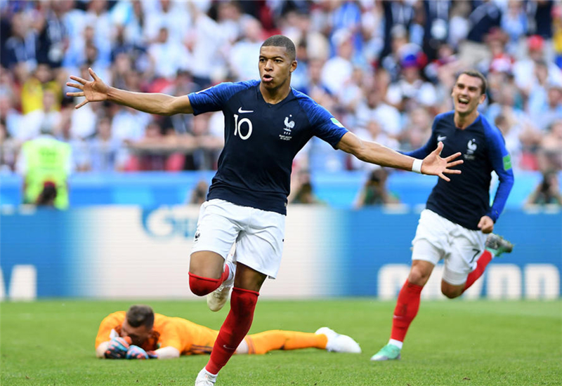 乐竞体育平台- 布莱顿青年军爆发，客场力克传统豪门  