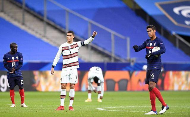 乐竞体育官方网站- 富勒姆铁卫伤愈复出，农场主防守固若金汤  